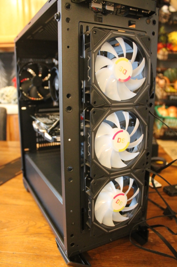 Installing the leddess RGB fans in my antec DF500 case.