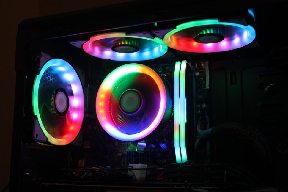 Pith trial Pidgin LEDdess RGB CPU cooler review. - MyRandomTechBlog.com