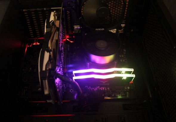 Team Group Delta DDR4 RGB Ram Color Cycles.  